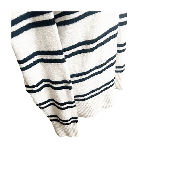 a.n.a Sweater Size 1X Classic Striped V-Neck Pullover Women's NWT Ivory Black - Picture 5 of 15